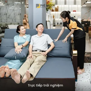 Làn da của người cao tuổi thường nhạy cảm hơn, do đó nên chọn các loại vải bọc thoáng khí, mềm mại